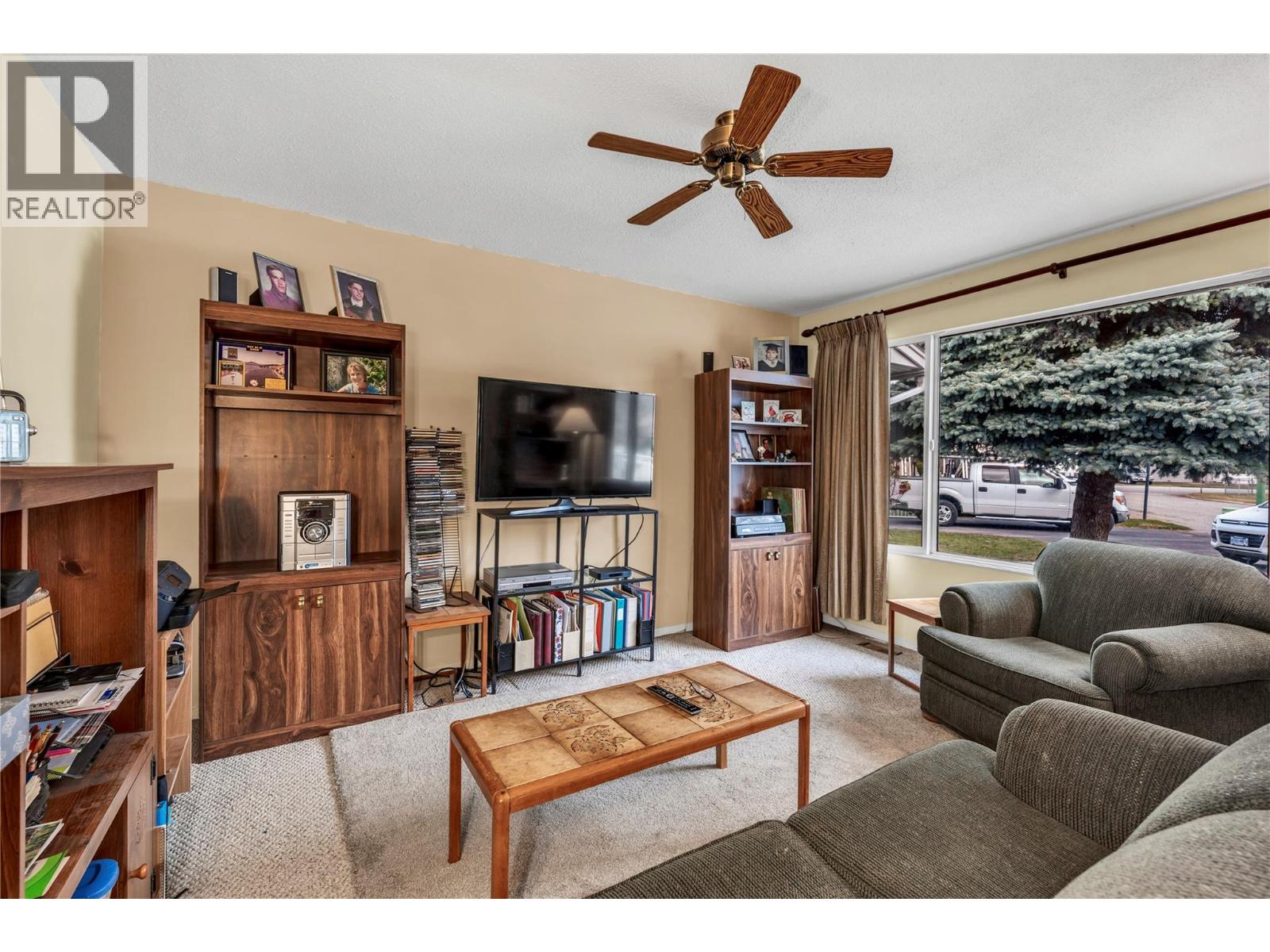 114 Ayres Crescent - 17