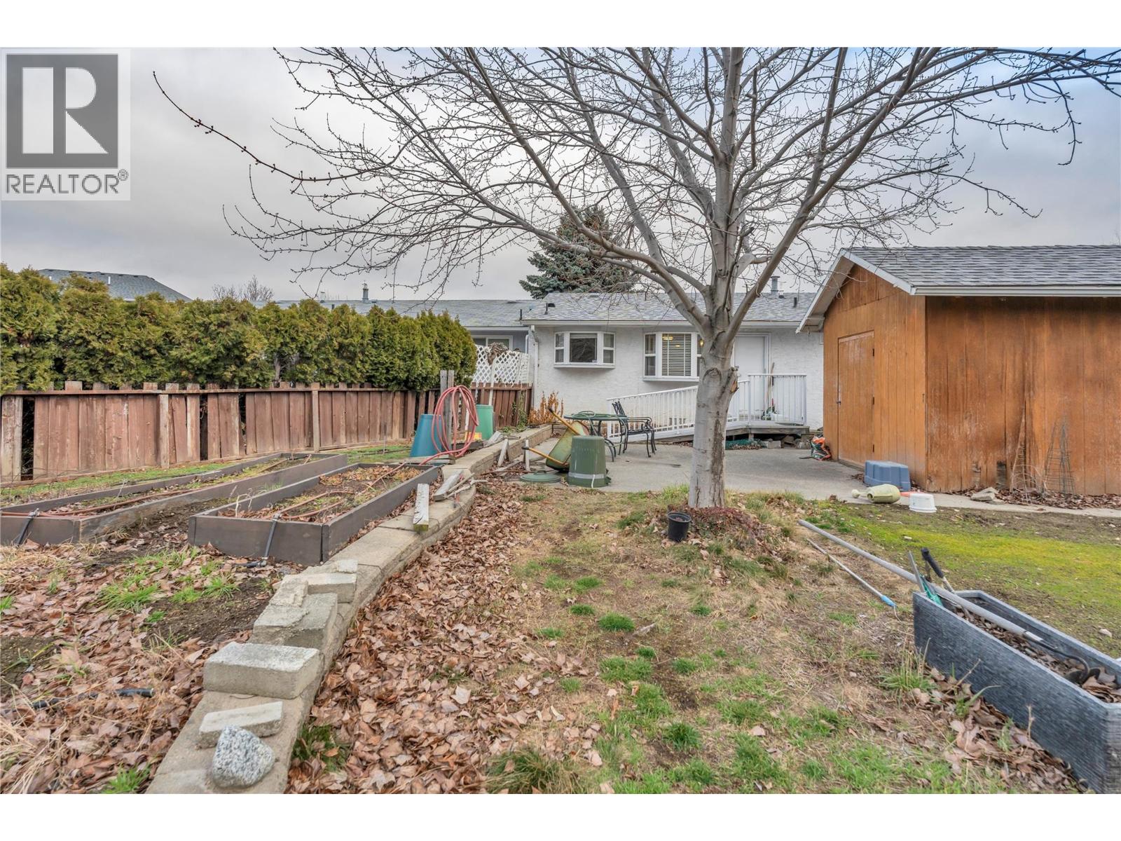 114 Ayres Crescent - 21