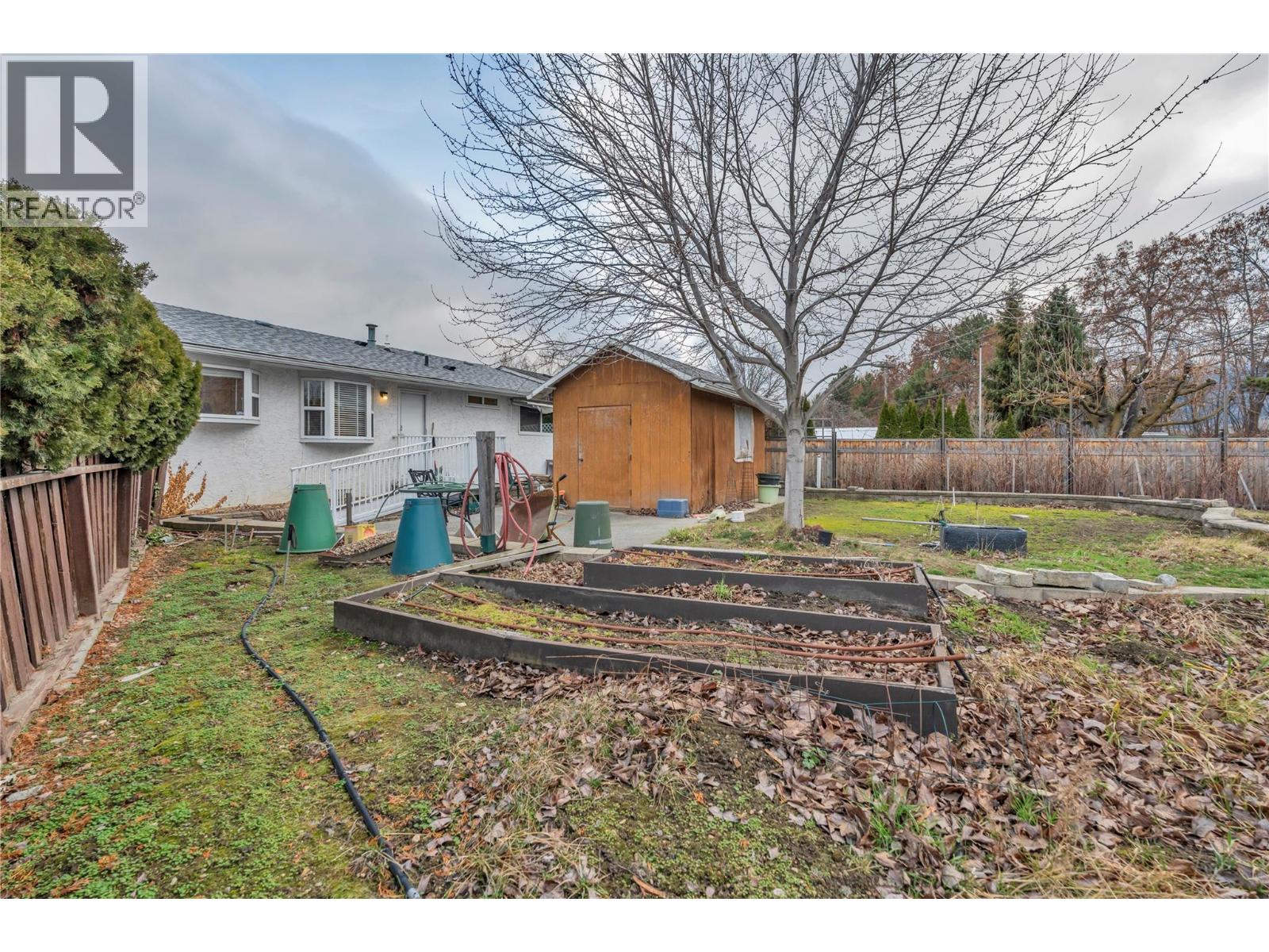 114 Ayres Crescent - 22