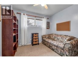 114 Ayres Crescent, Penticton, BC V2A6R4 Photo 13