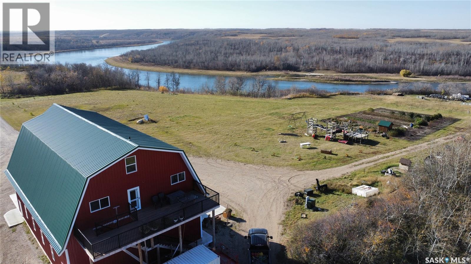 Gabriel Bridge Riverfront Retreat, South Saskatchewan River