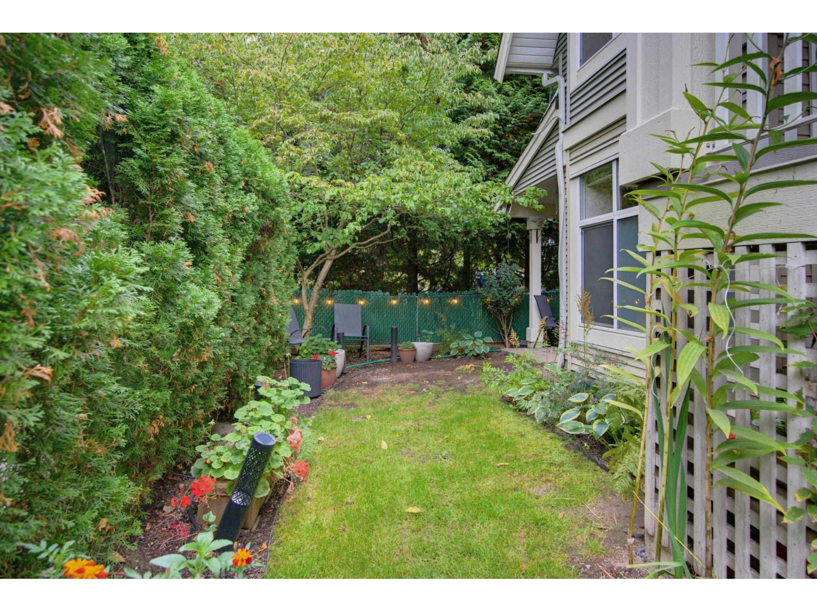 Photo of 72 6450 199 STREET 33