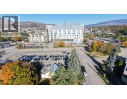 1900-1902-1904 31 Street, Vernon, BC V1T5G9 Photo 8