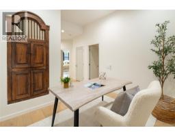 2691 Gore Street, Kelowna, BC V1Y5A5 Photo 21