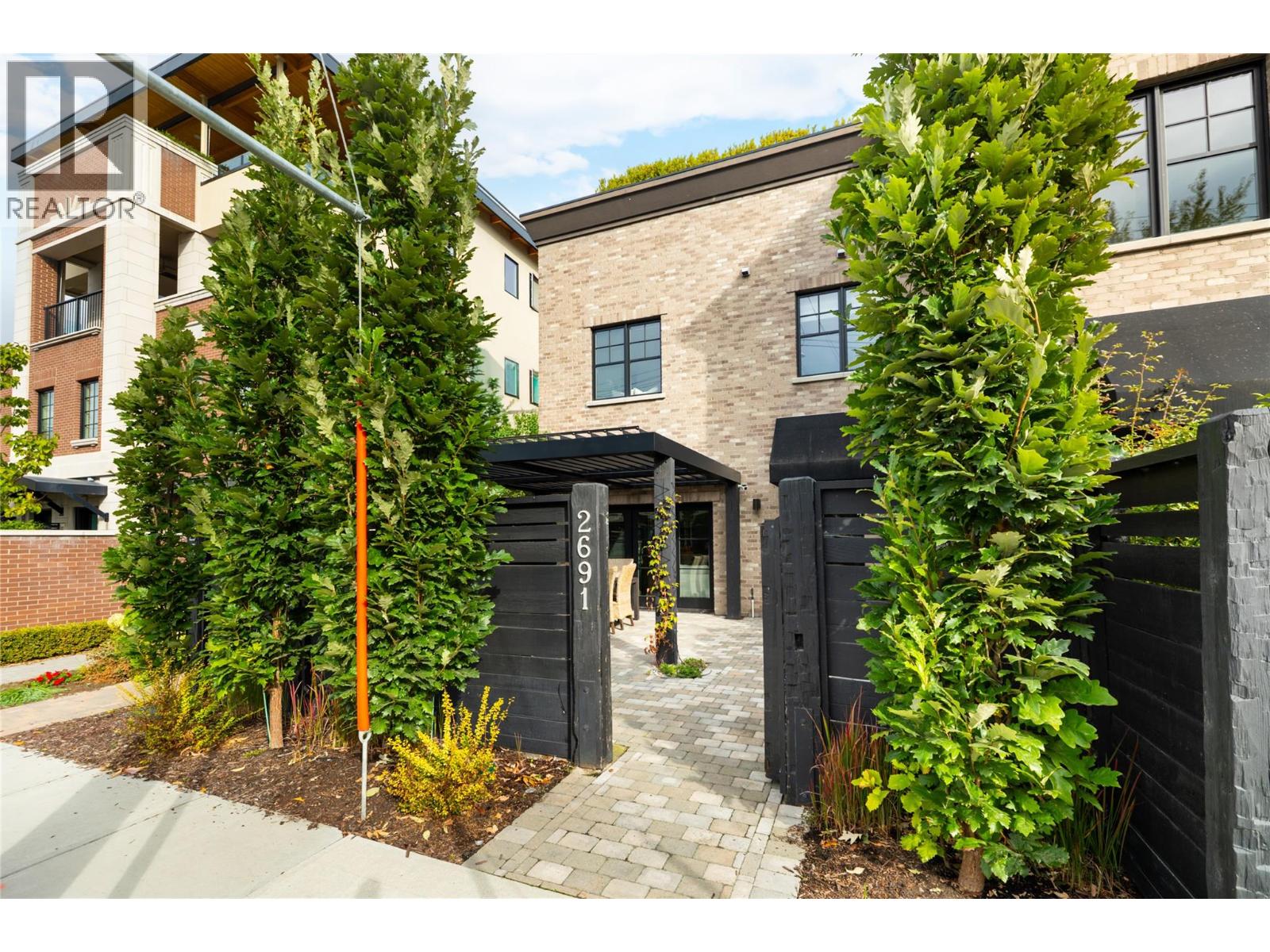 2691 Gore Street - 36