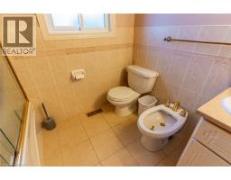 30 Woodway Trail, Brantford, ON N3R6G7 Photo 25