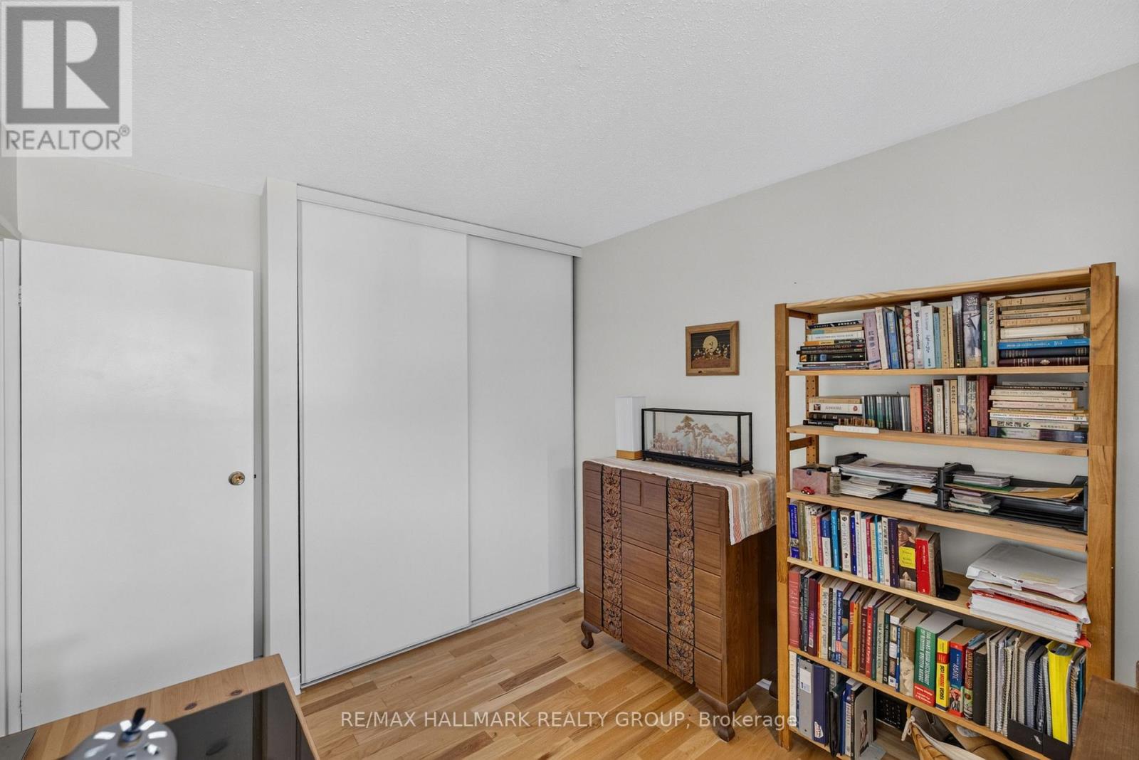 Commercial Properties for Sale in Ottawa – 163 MCCLINTOCK WAY – By Peter Sagos - Image 32