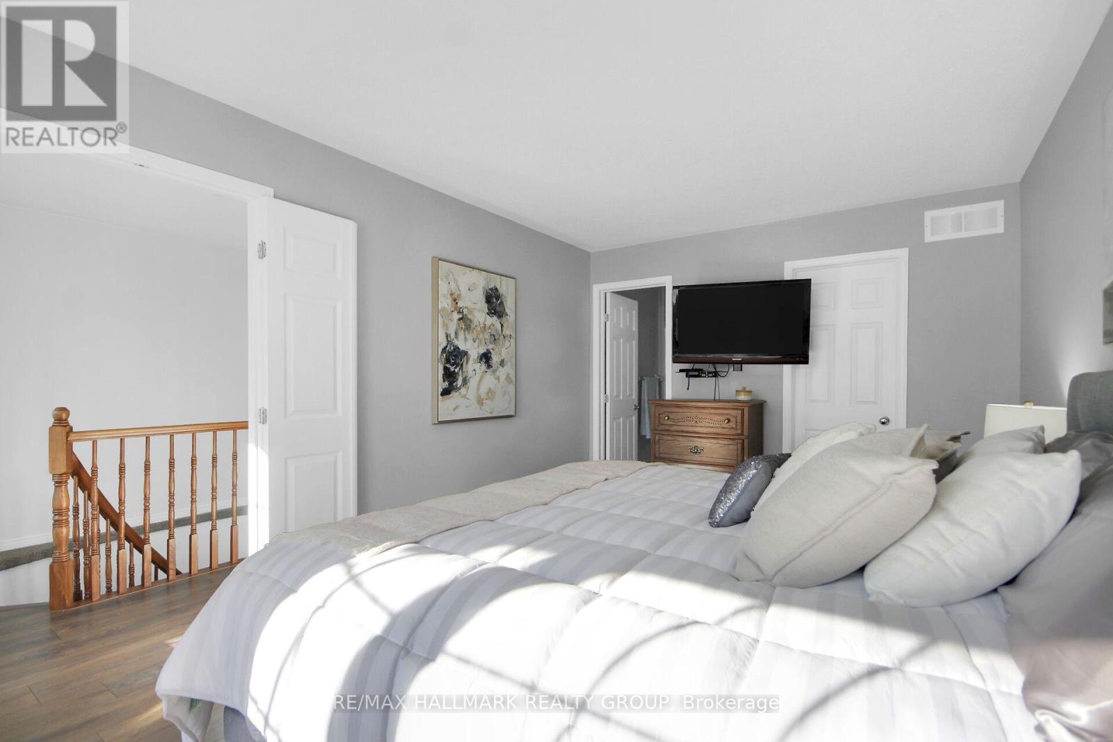 62 SUTCLIFFE TERRACE - 27