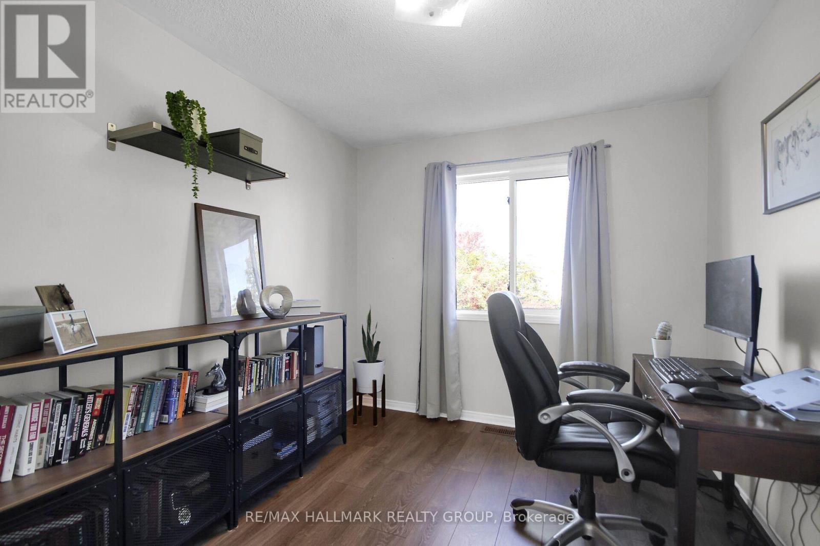 62 SUTCLIFFE TERRACE - 33