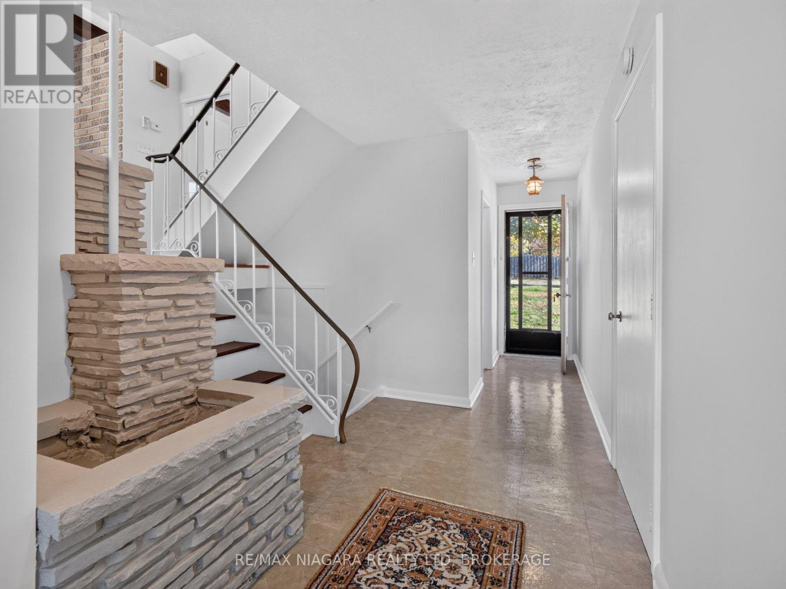 4534 PETTIT AVENUE - 6