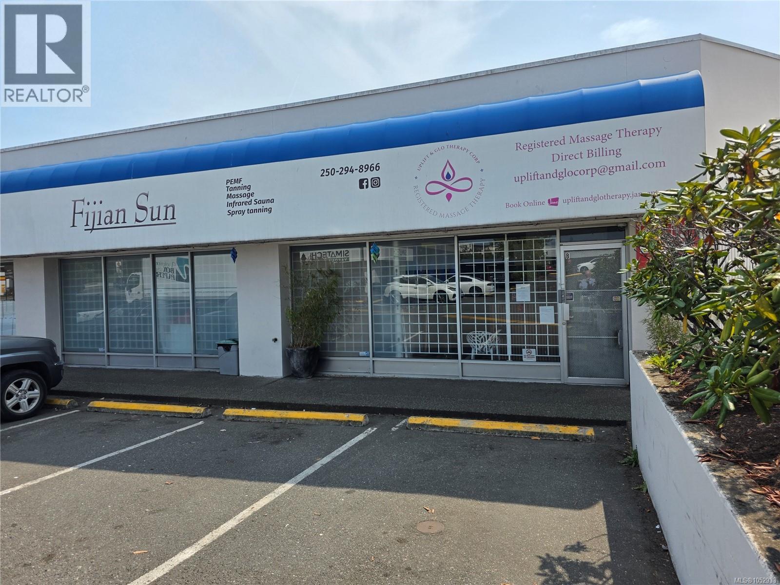 B 3388 Douglas St, Saanich - Image 1