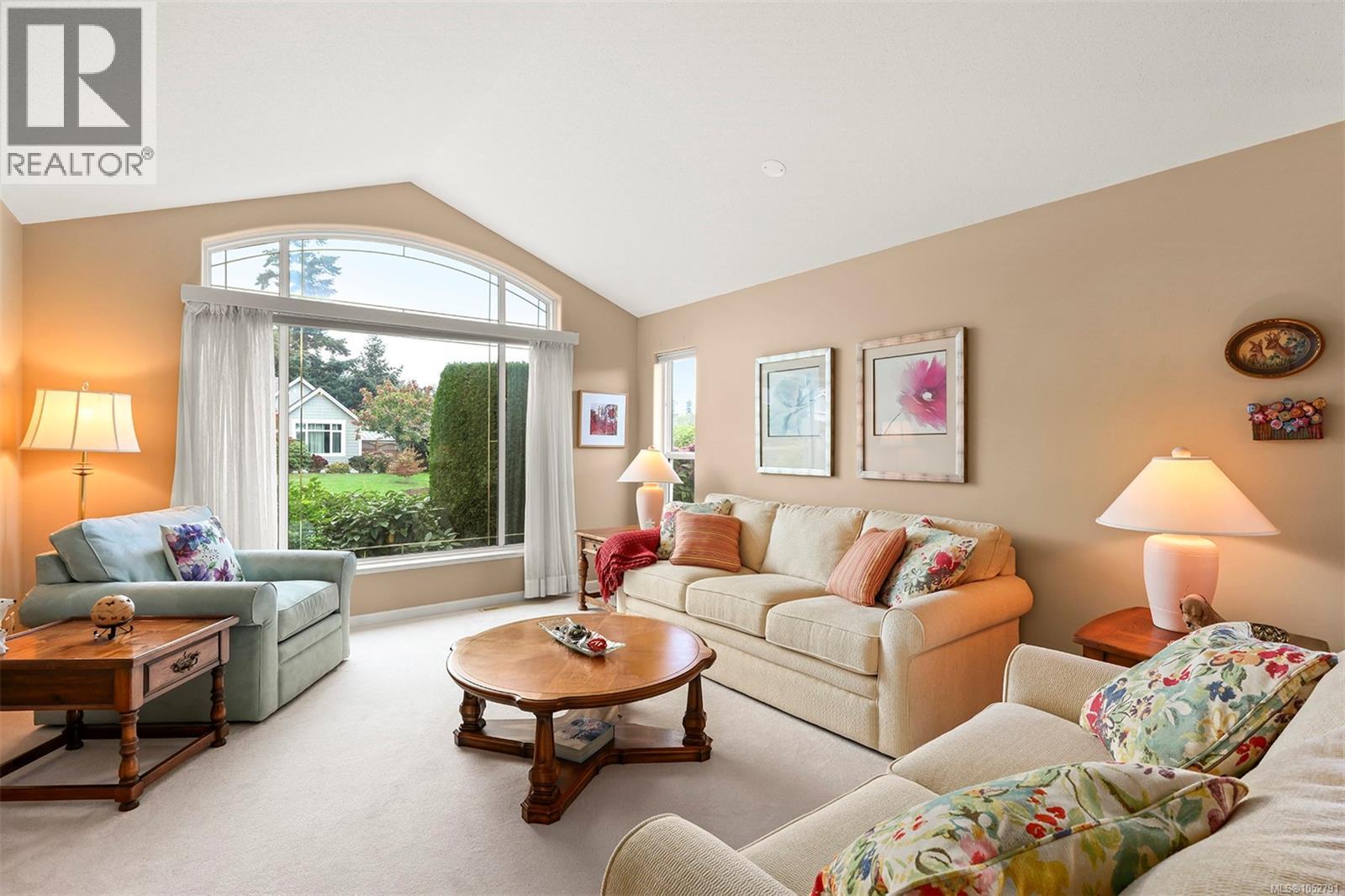  495 Troon Close, Qualicum Beach