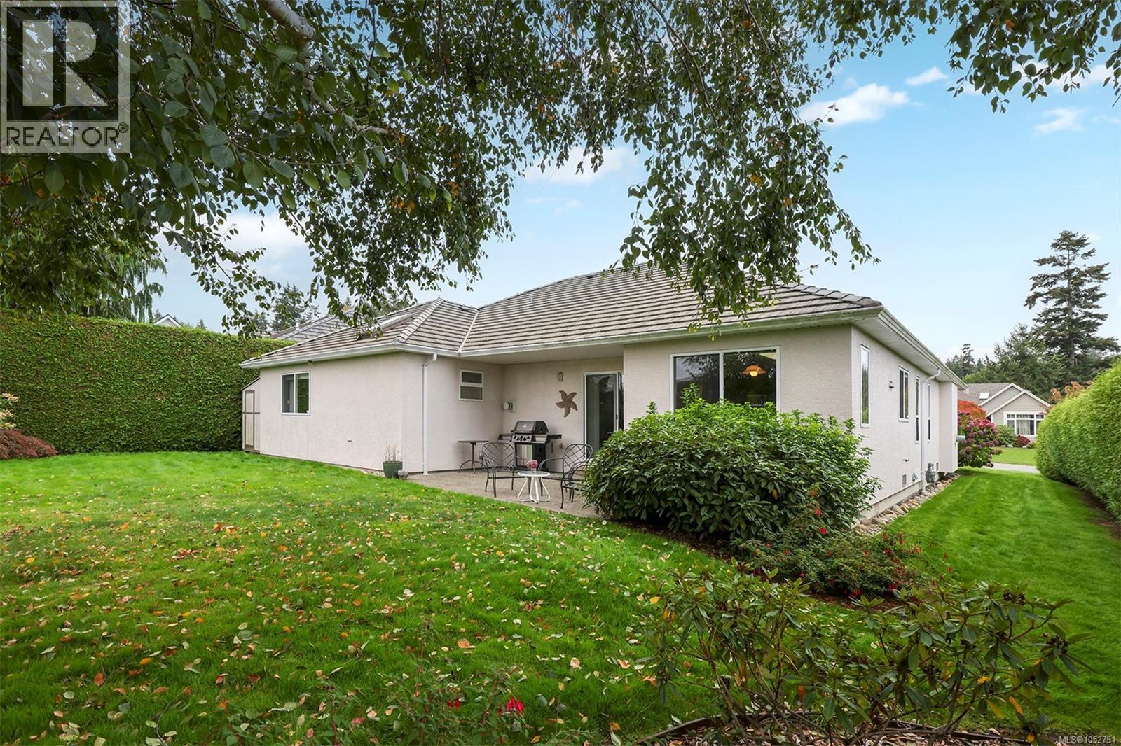  495 Troon Close, Qualicum Beach