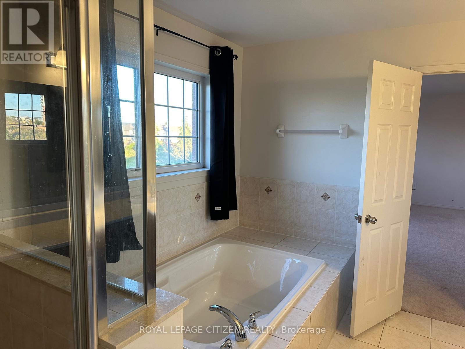 2569 Snow Knight Drive, Oshawa, ON photo 14