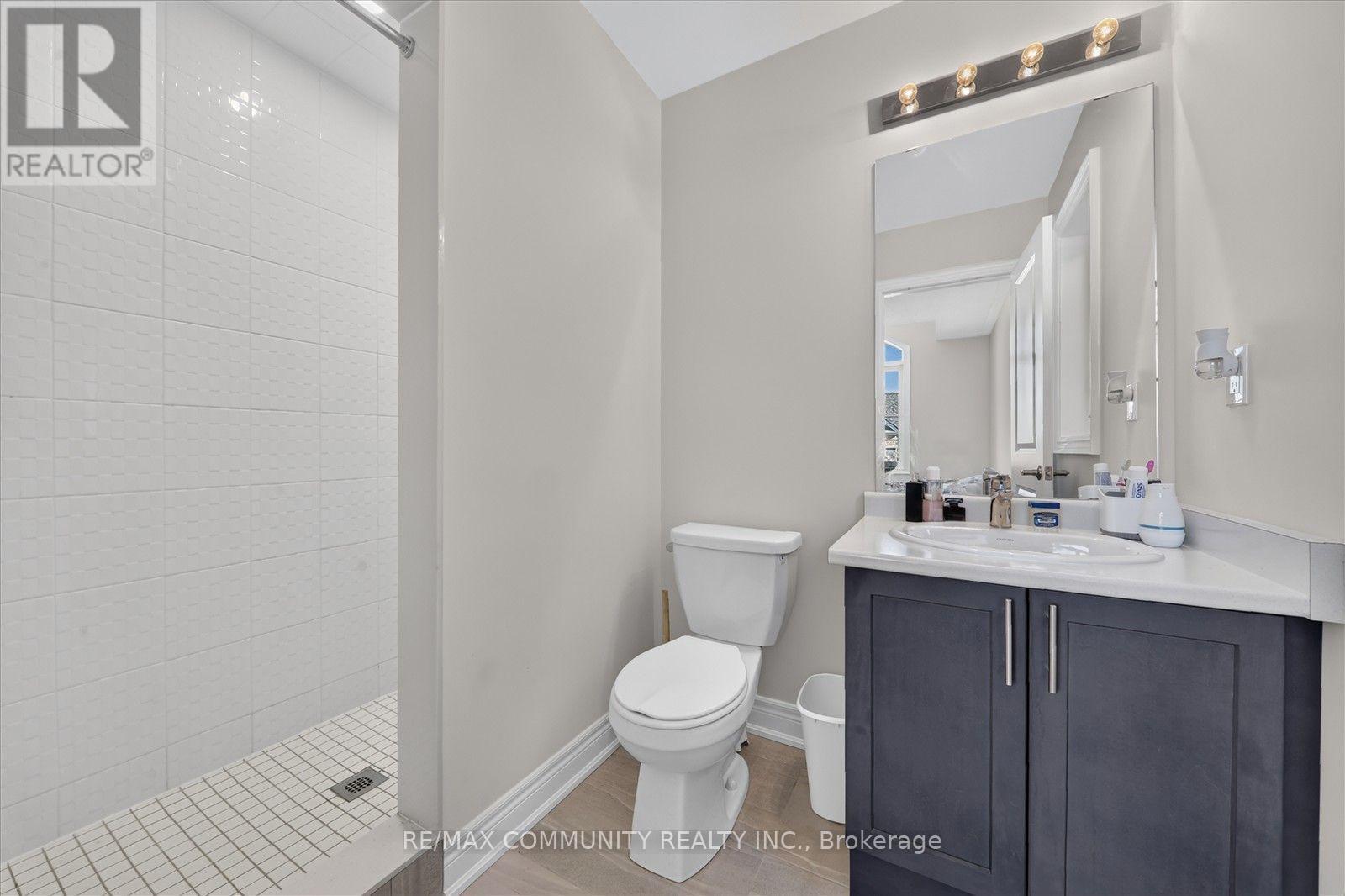 19 Rogerson Street, Clarington, ON photo 34