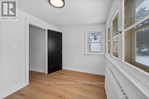860 Simcoe Street North, Oshawa, ON photo 14