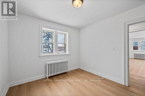 860 Simcoe Street North, Oshawa, ON photo 18
