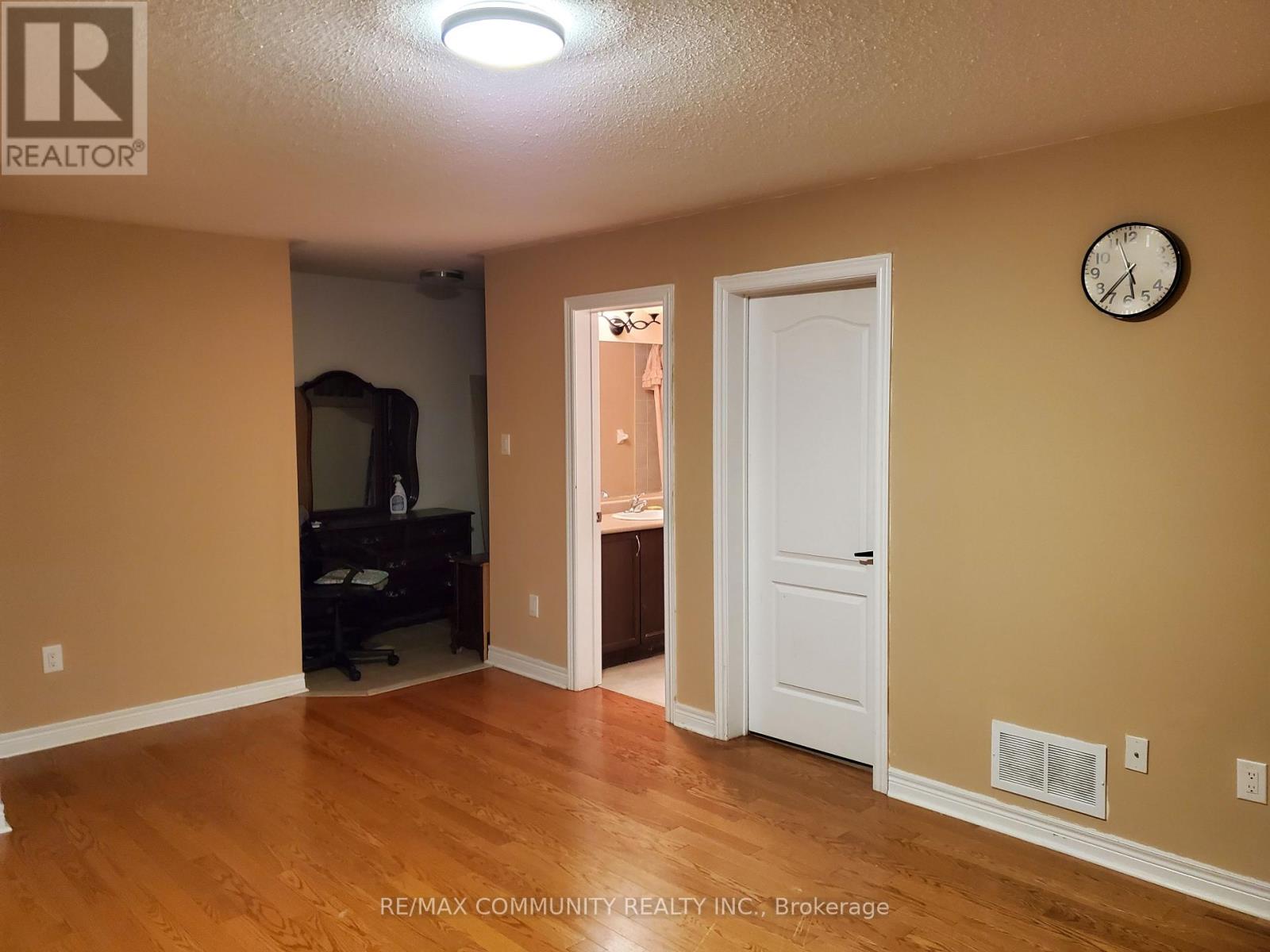 BACK - 115 OASIS BOULEVARD, Toronto (Rouge) — photo 2