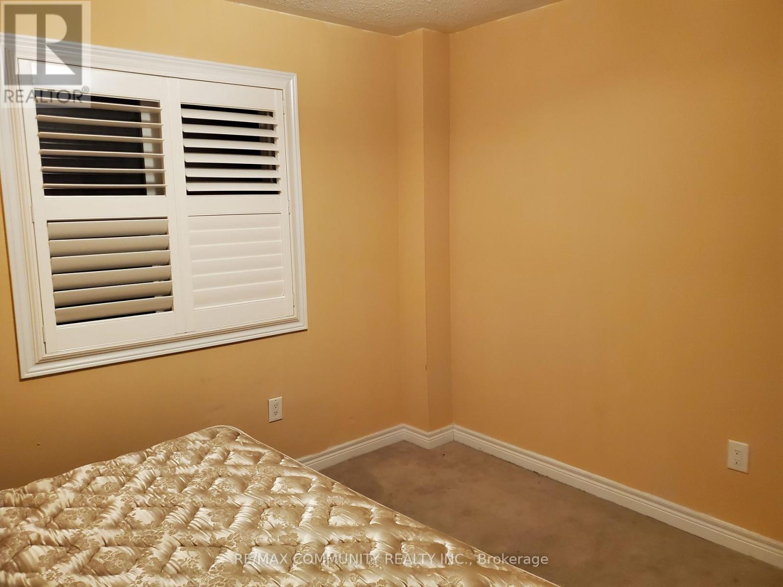 BACK - 115 OASIS BOULEVARD, Toronto (Rouge) — photo 3