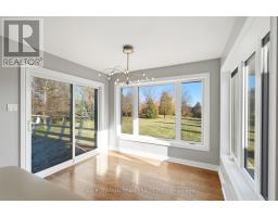 Laundry room - 30 Castle Harbour Drive, Scugog, ON L9L1P5 Photo 12