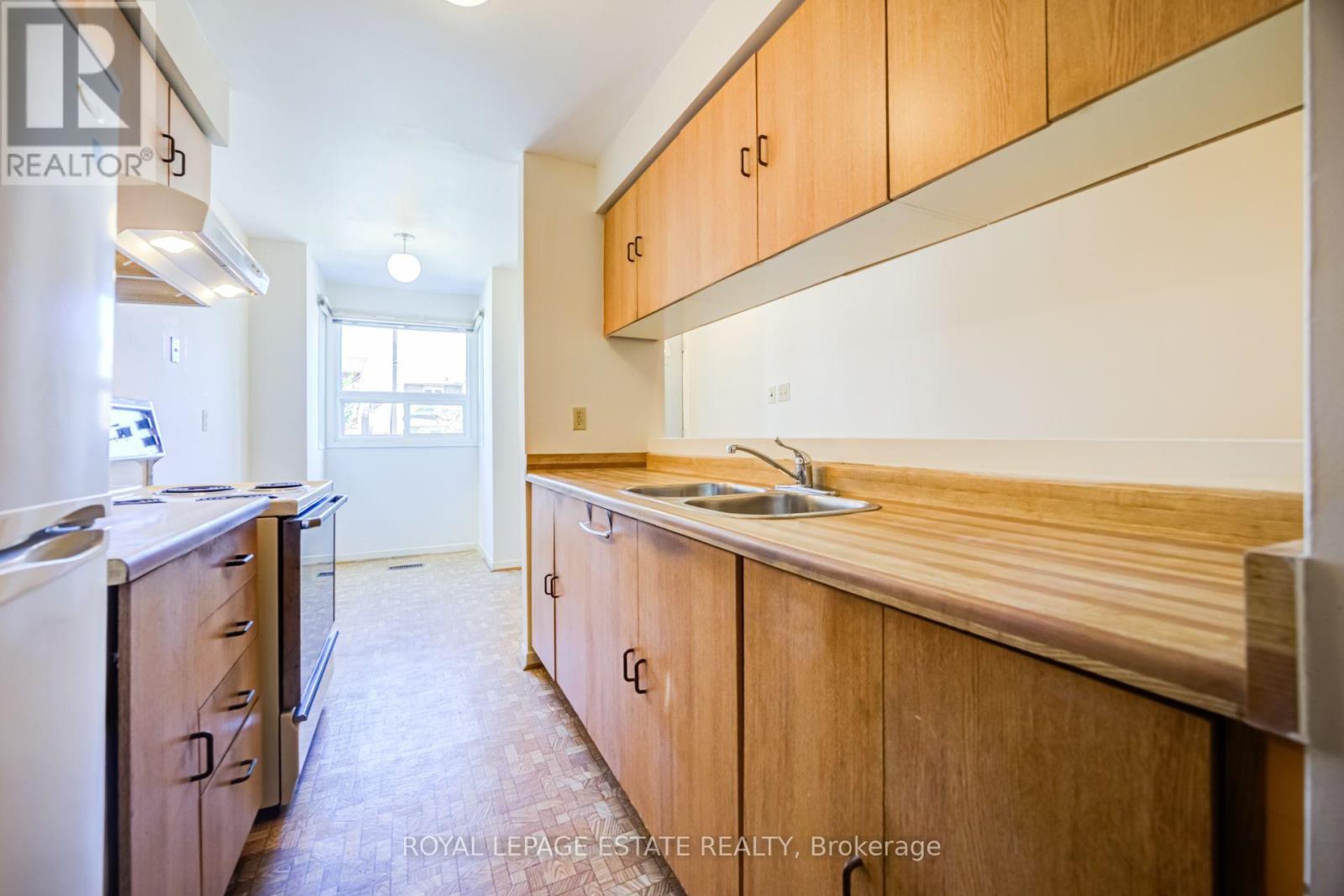 73 Spring Forest Square, Toronto, ON photo 9