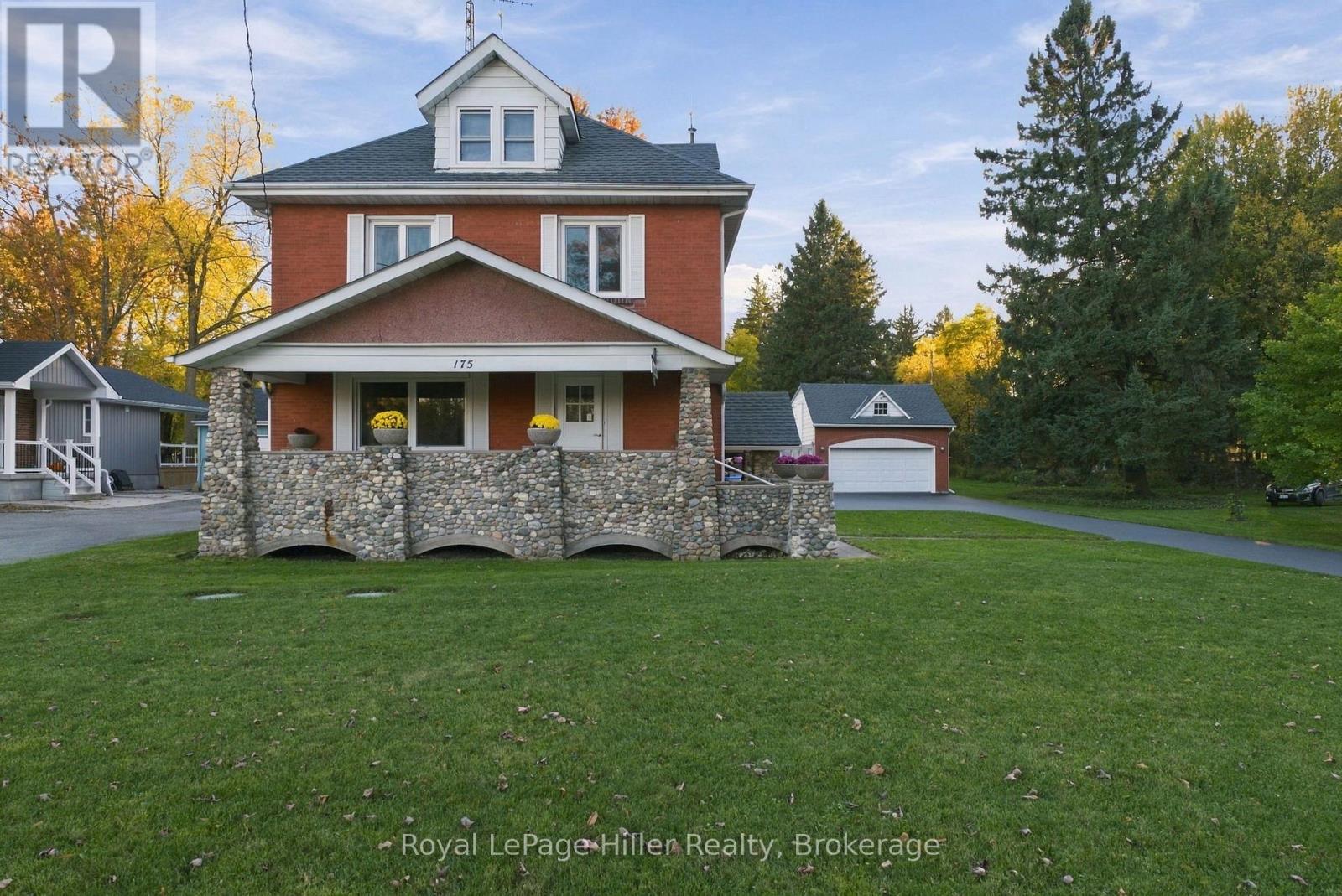 175 Huron Road, photo 1 of 50