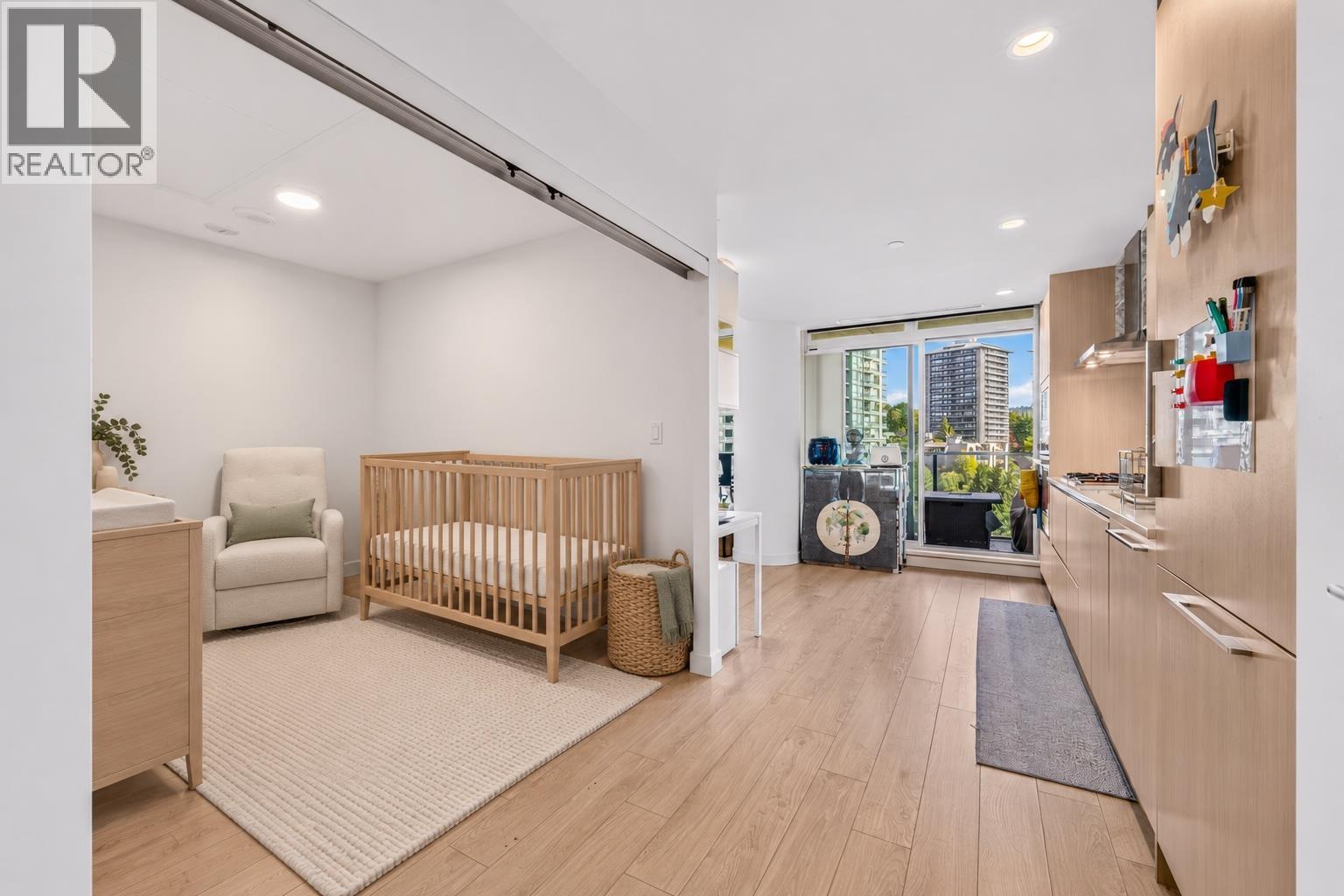 604 4880 LOUGHEED HIGHWAY, Burnaby - Image 1