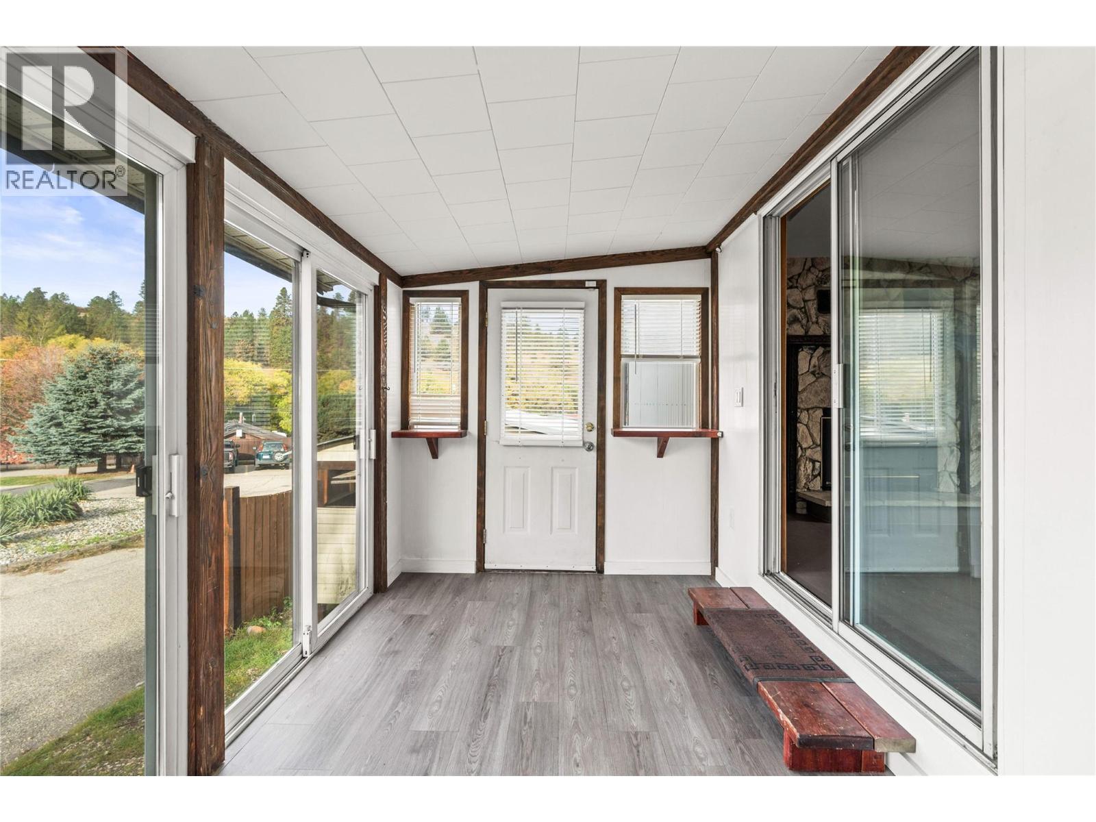 #6A 15401 Kalamalka Road - 18