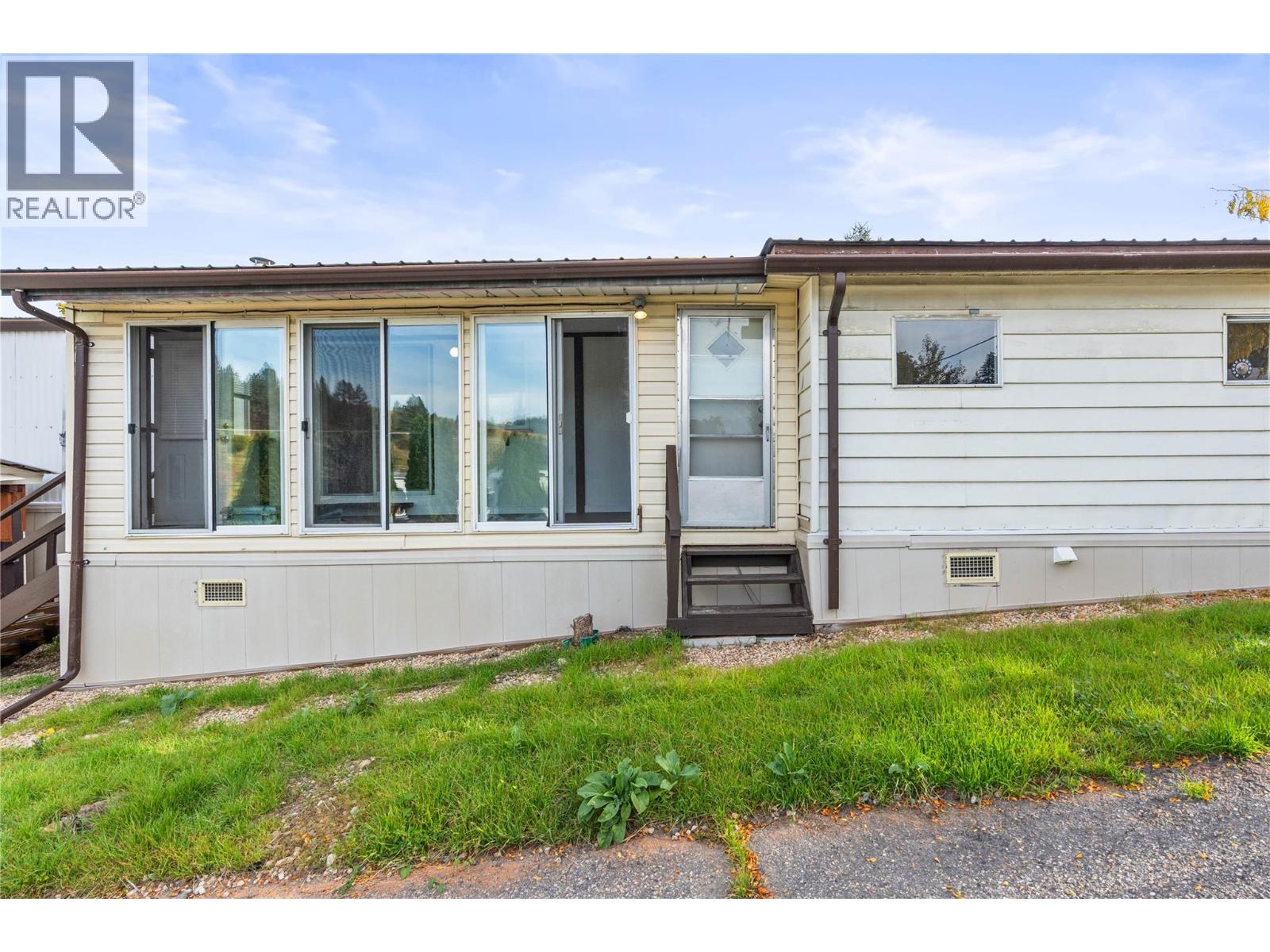 #6A 15401 Kalamalka Road - 12