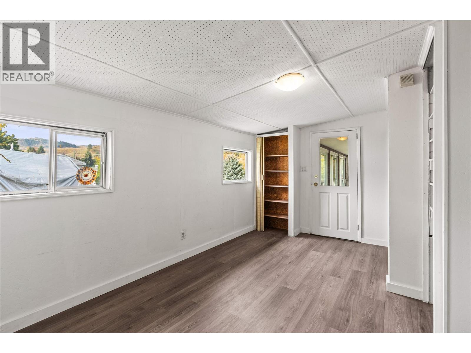 #6A 15401 Kalamalka Road - 33