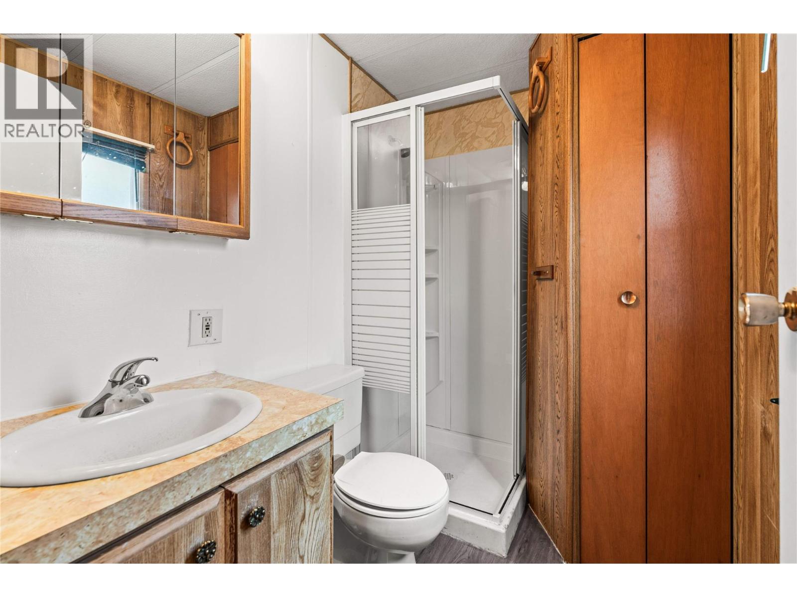 #6A 15401 Kalamalka Road - 23