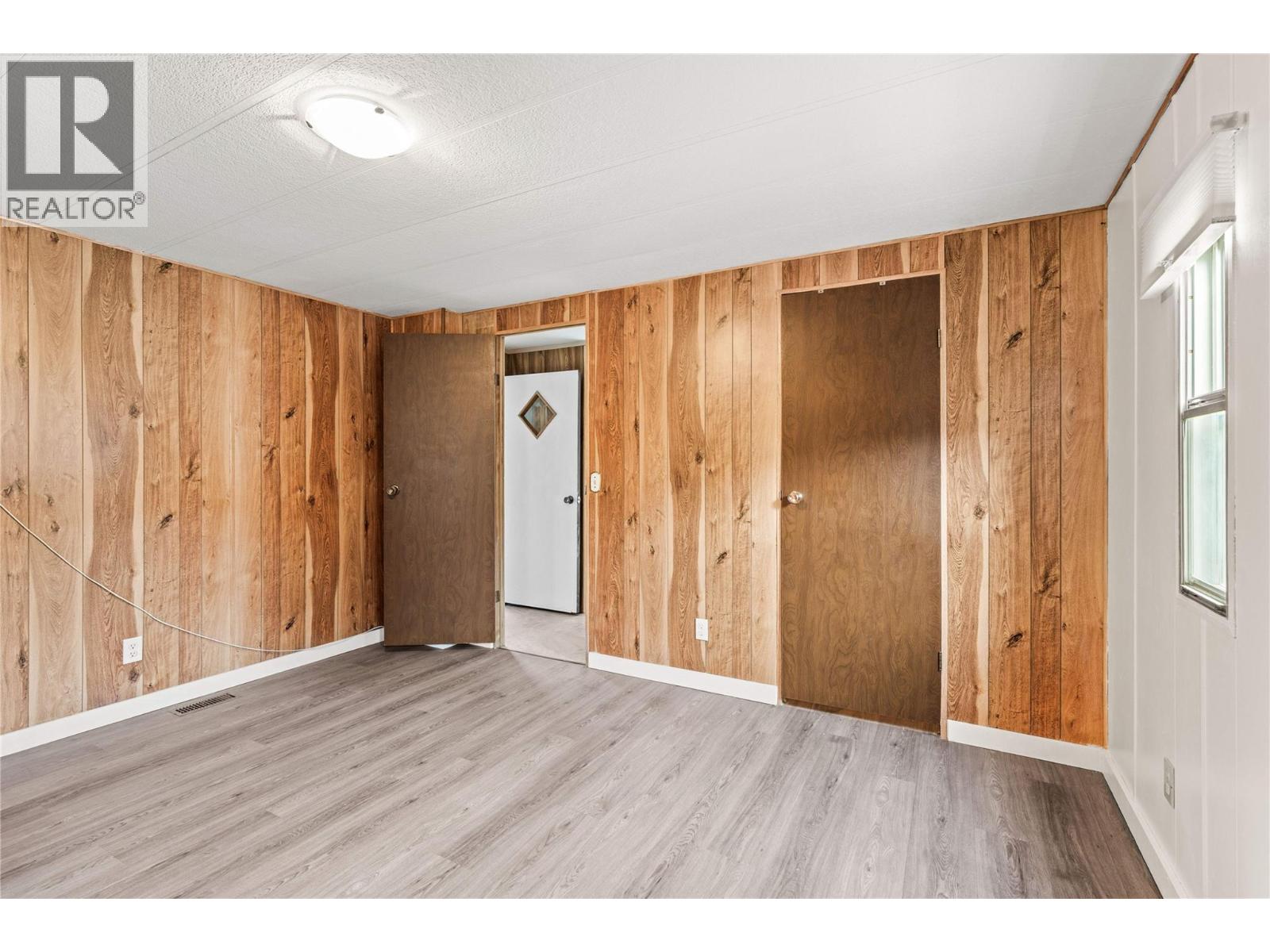 #6A 15401 Kalamalka Road - 38