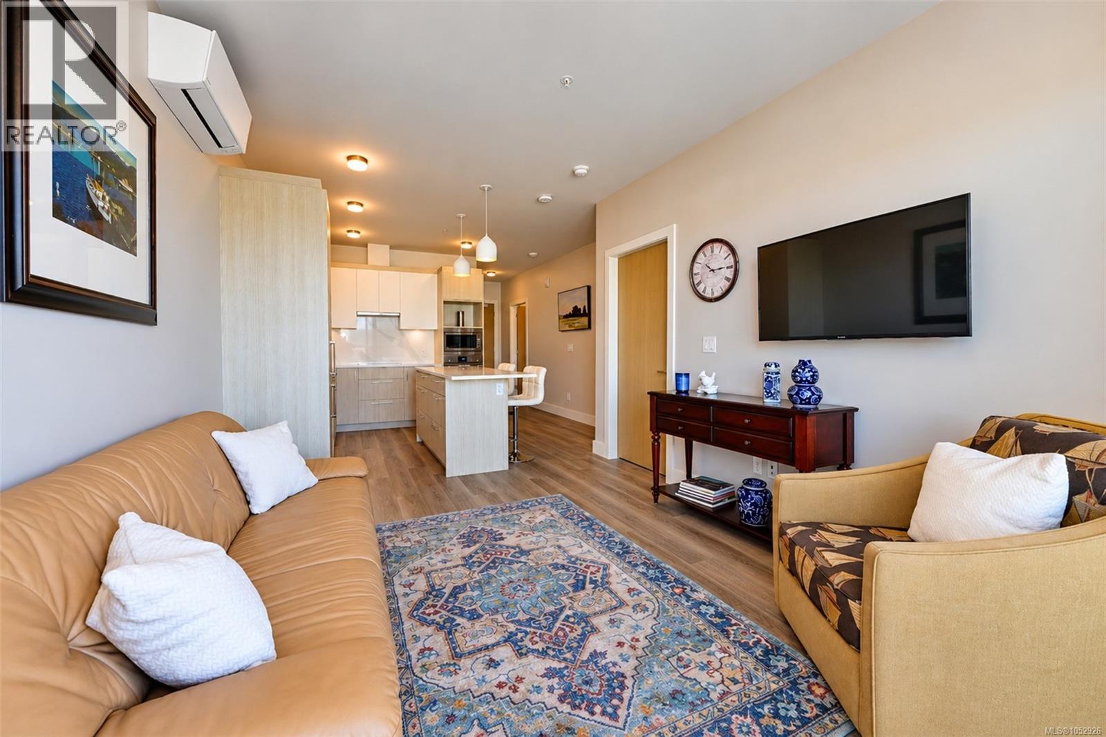 907 622 Admirals Road, Esquimalt