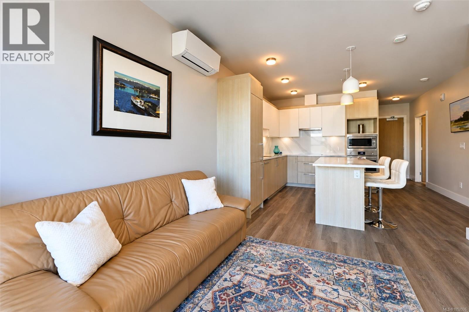 907 622 Admirals Road, Esquimalt