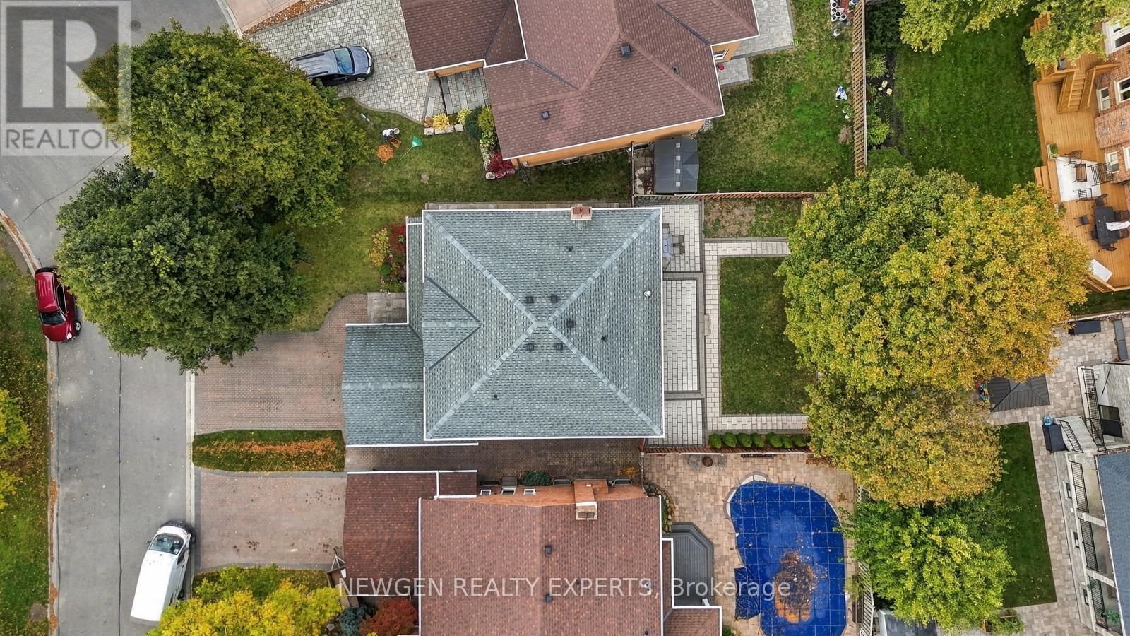 40 FOUNDRY CRESCENT E - 27