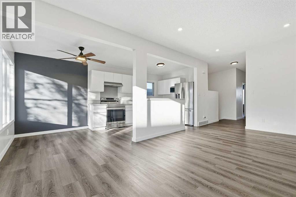 2224 34 Street SW, Calgary — photo 4