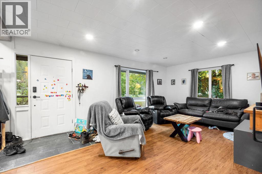 506 1st Avenue NW - 7