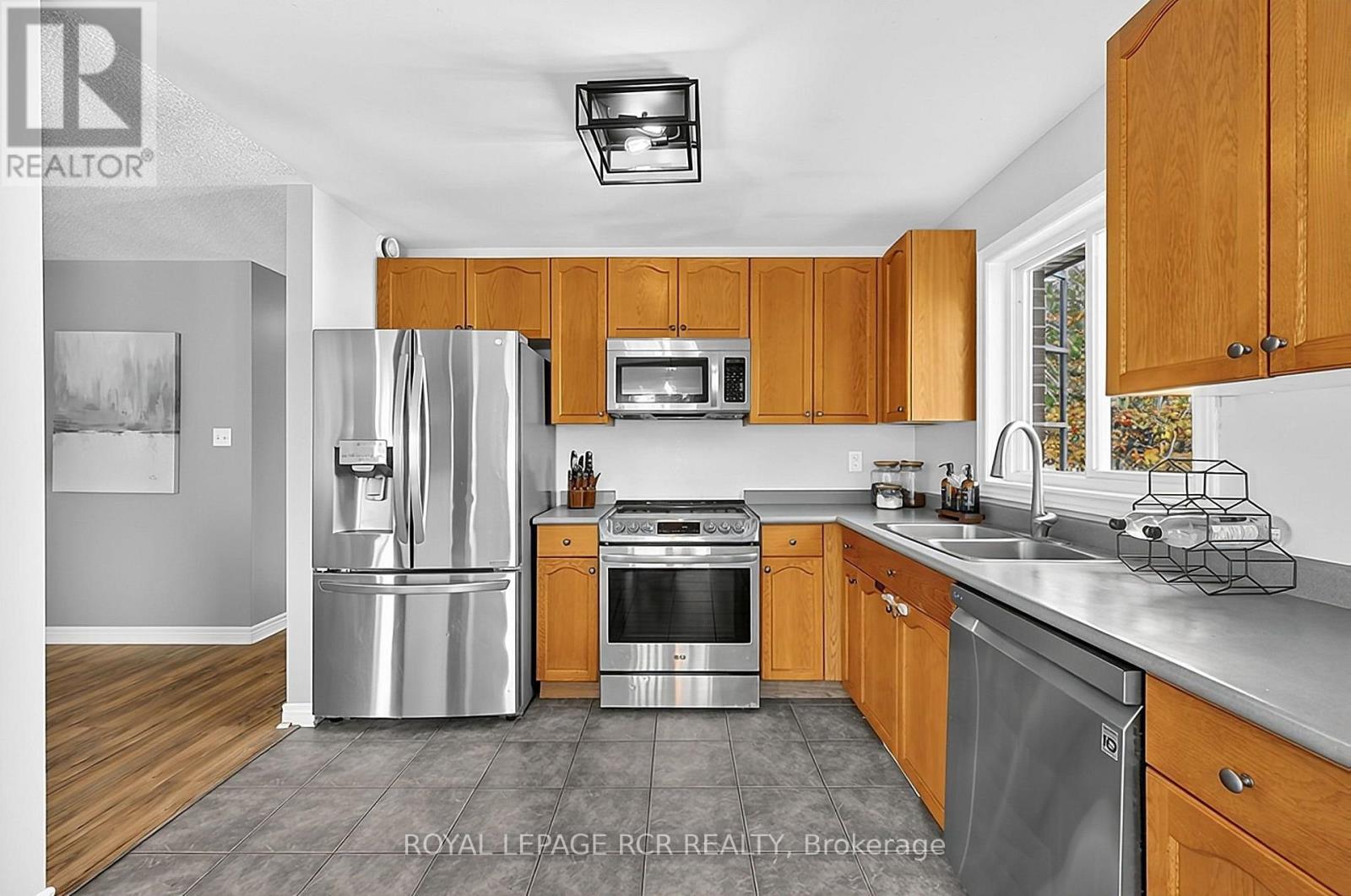 22 Rosewood Drive, Adjala-Tosorontio photo 17