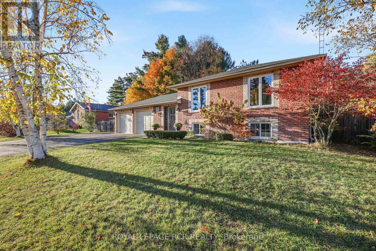 22 Rosewood Drive, Adjala-Tosorontio photo 4