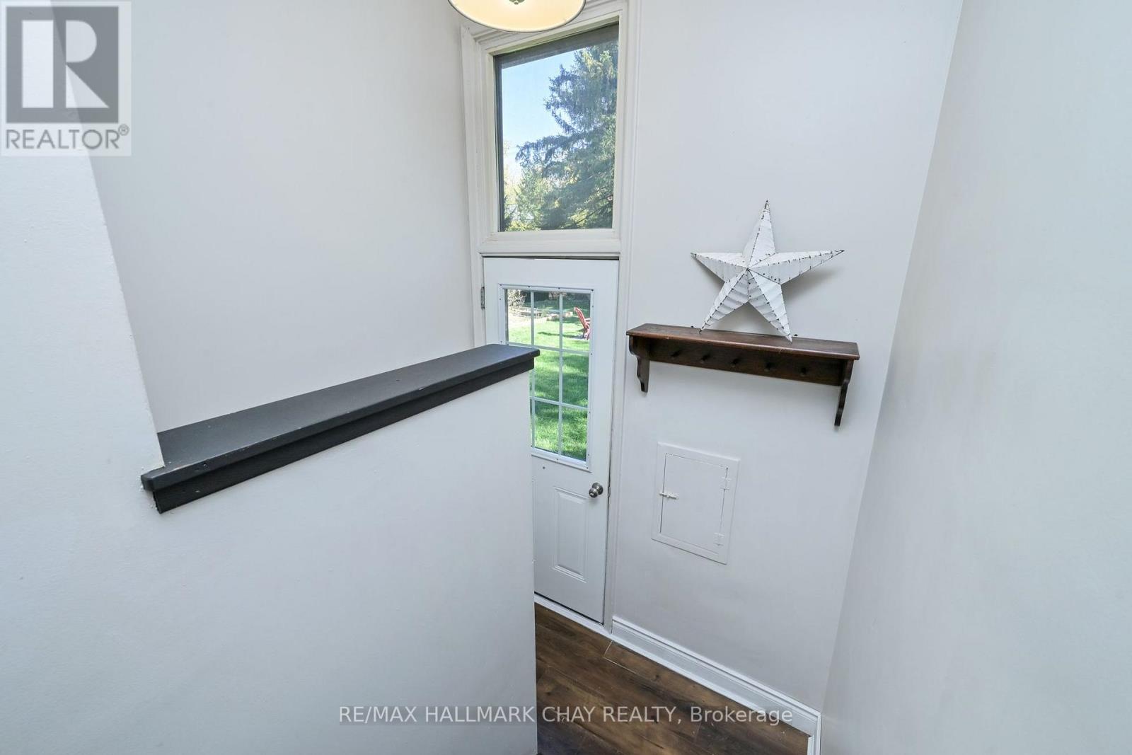 51 William Street, New Tecumseth photo 21