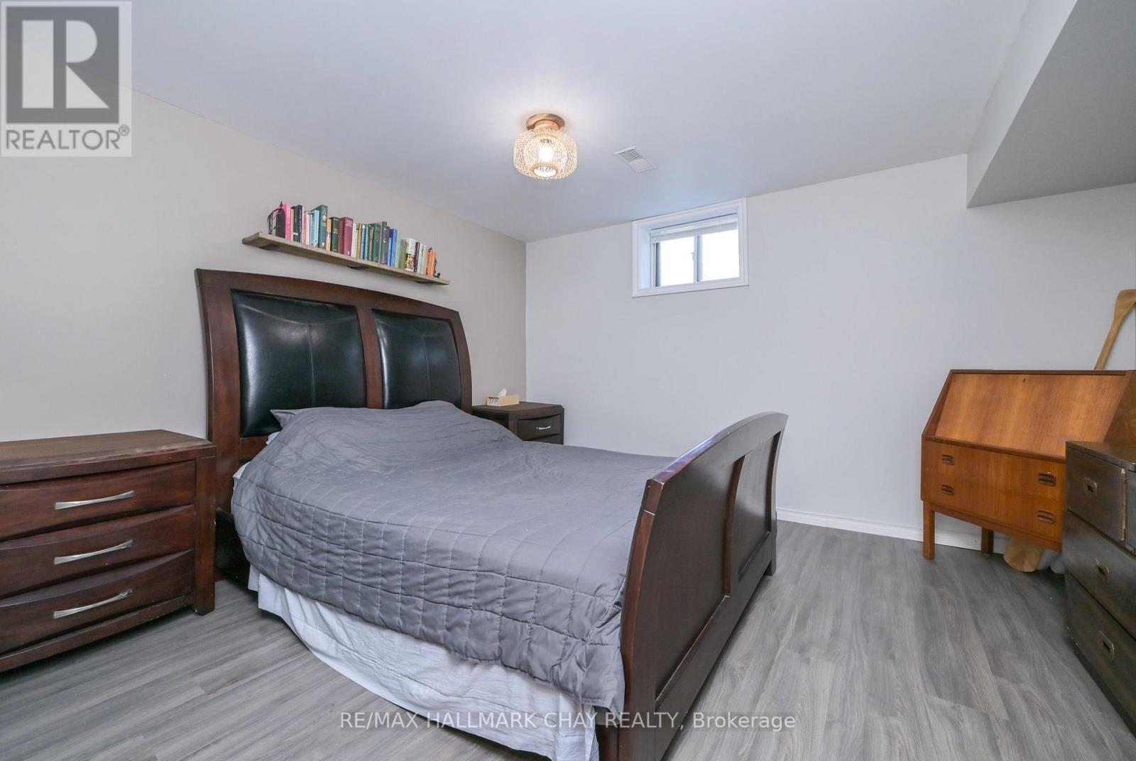 51 William Street, New Tecumseth photo 26