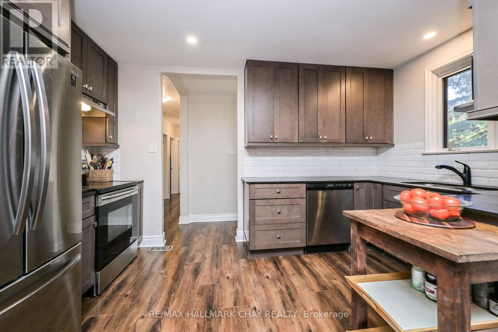 51 William Street, New Tecumseth photo 8