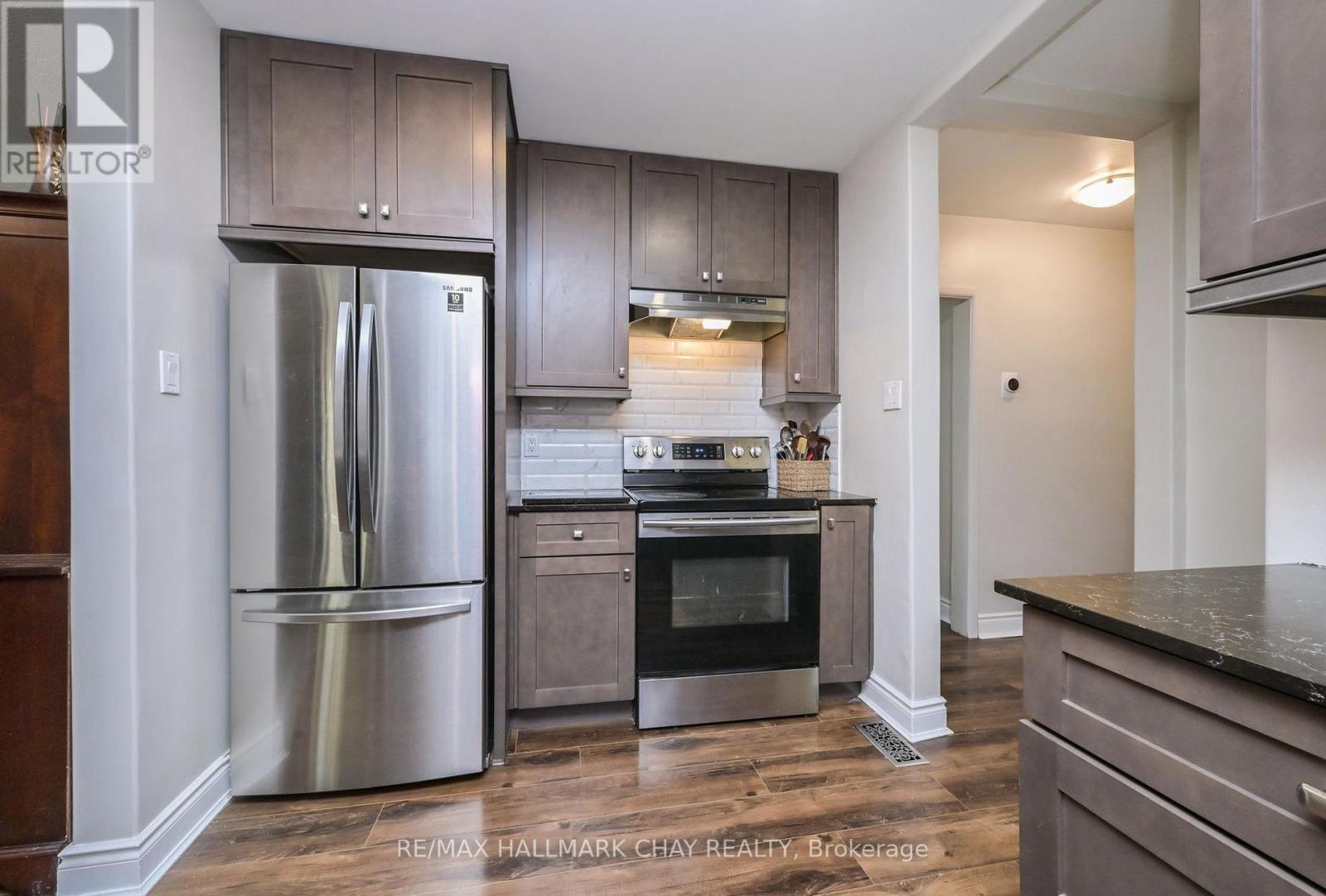 51 William Street, New Tecumseth photo 9