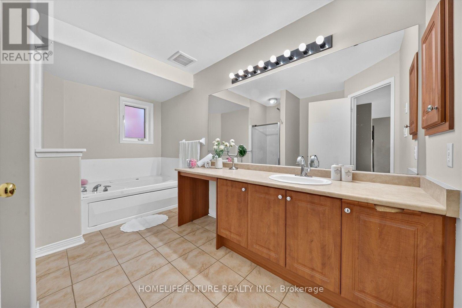 24 Medley Crescent, Markham, ON photo 28