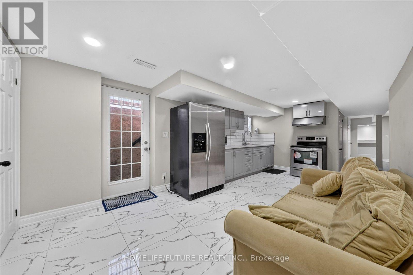 24 Medley Crescent, Markham, ON photo 44