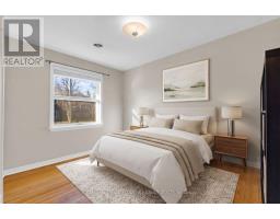 Family room - 126 Steel Street, Barrie, ON L4M2G2 Photo 9
