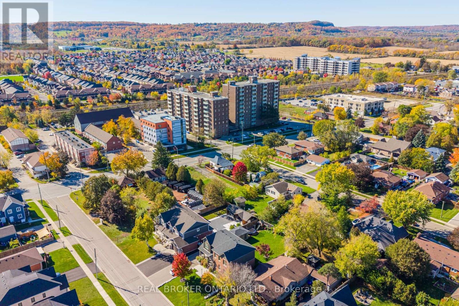 159 Bronte Street South, Milton, ON photo 10