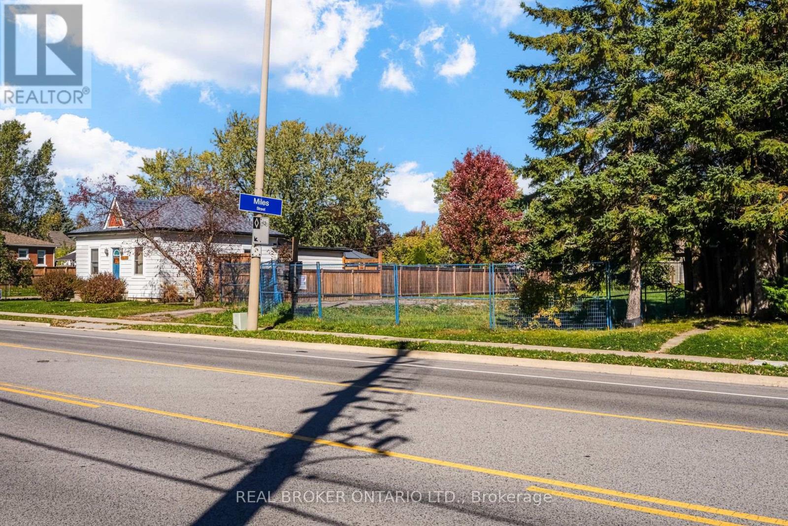 159 Bronte Street South, Milton, ON photo 13