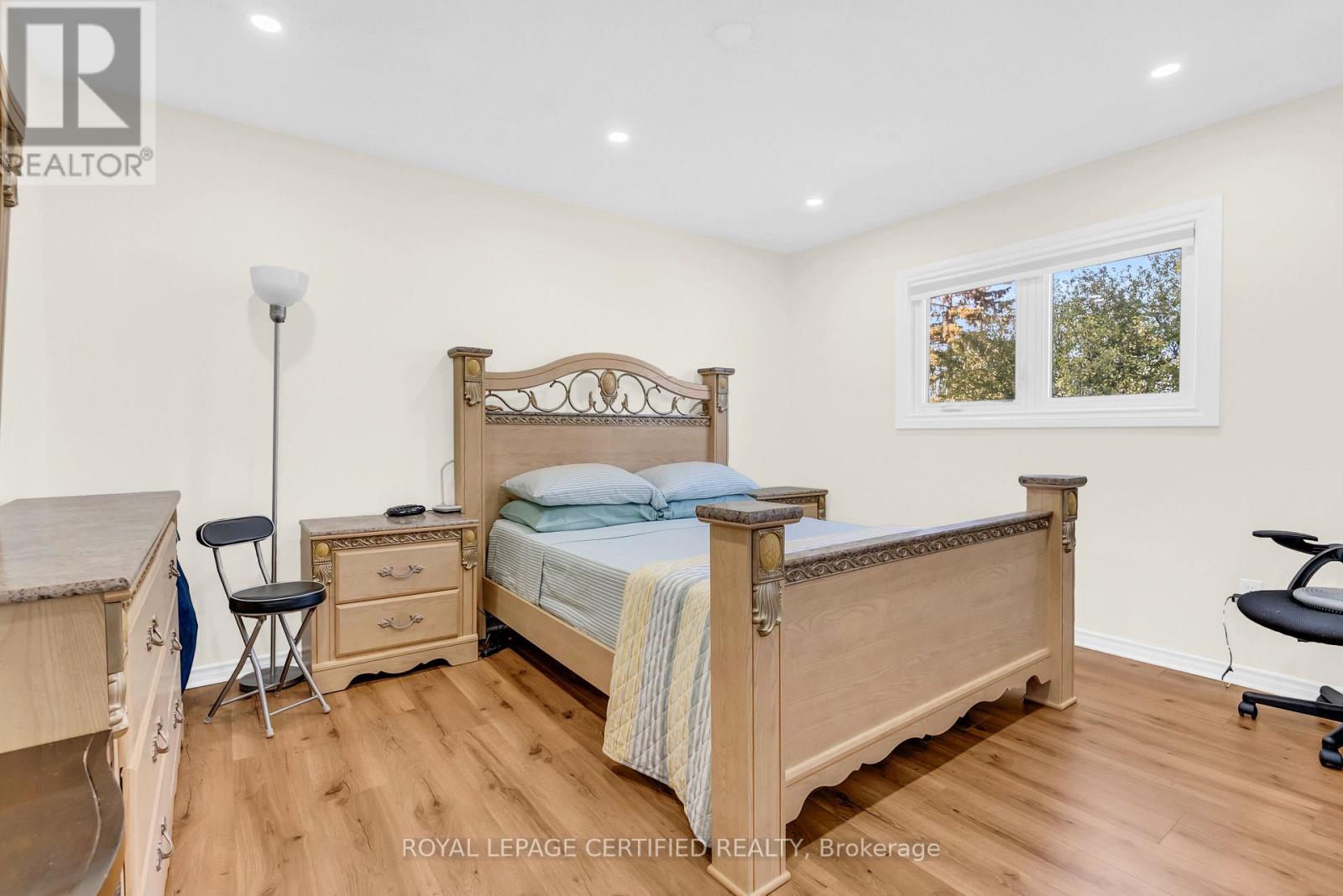 22 Madelaine Crescent, Brampton, ON photo 24