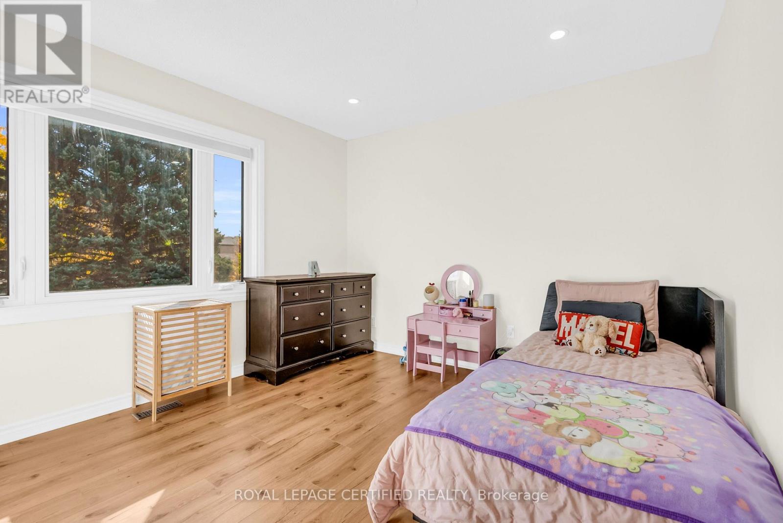 22 Madelaine Crescent, Brampton, ON photo 29
